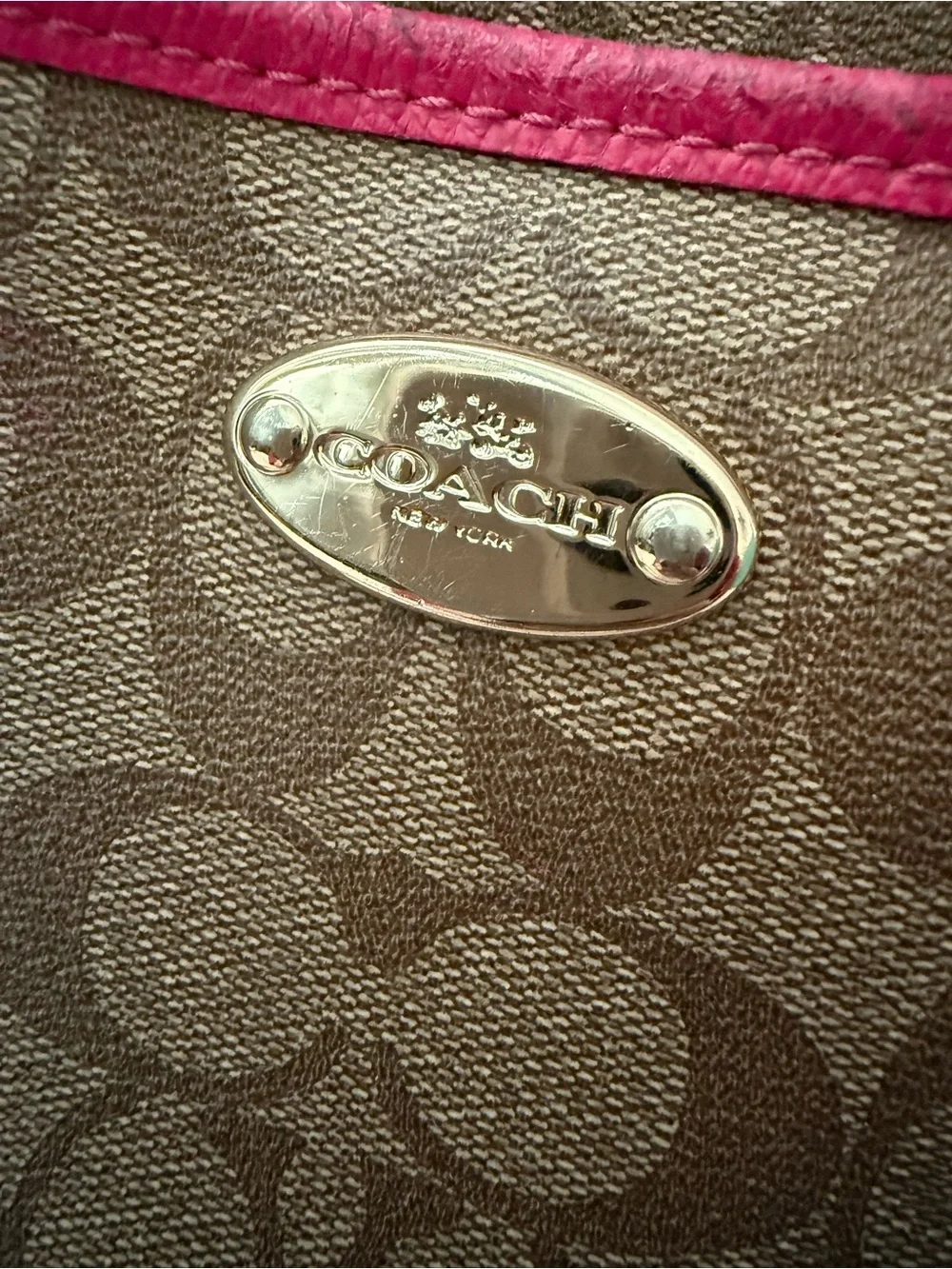 Coach crossbody signature